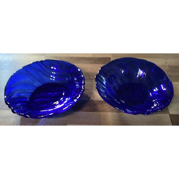 2 Vintage Cobalt Blue Glass Bowls IVV Textured Wavy Stripes Round Ocean 8.5” - Picture 5 of 10